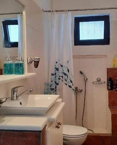 Mandala House بيت للعطل أفيسوس