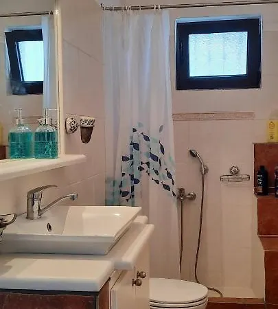 Mandala House بيت للعطل أفيسوس